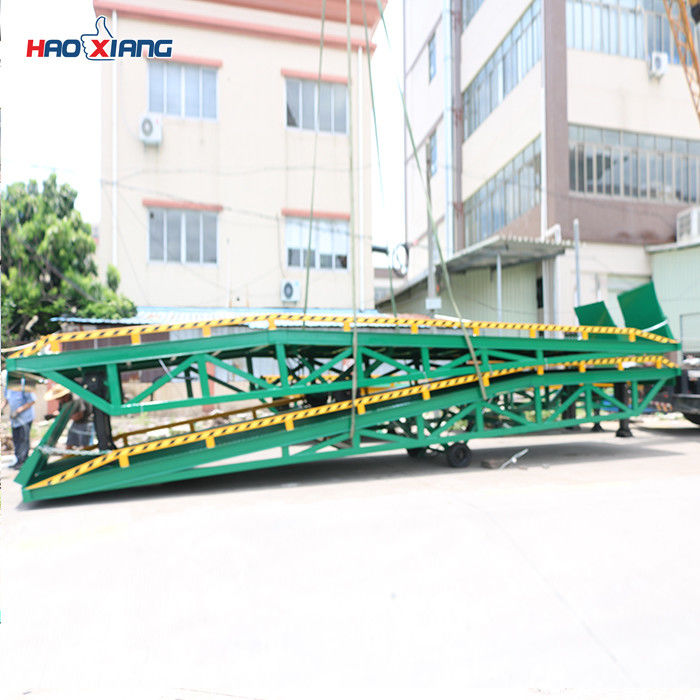 Portable Container Rams Anti Slip Container Dock Ramp Portable Steel Yard Ramps For Forklifts