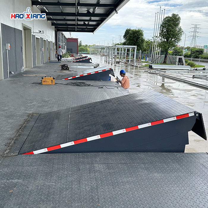 Powerdock Ramp Grey Safe 10T-20T Hydraulic Dock Leveler Loading Dock Ramps Với chiều ...