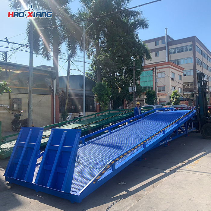 Loading Ramp Moveable Ground 10T Portable Loading Dock Yard Ramp Moveable Dock Ramp