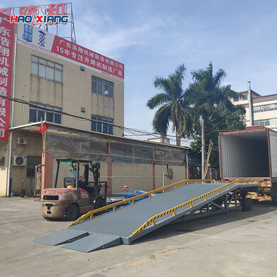 Heavy Duty Portable Loading Ramps Forklift Container Loading Ramp