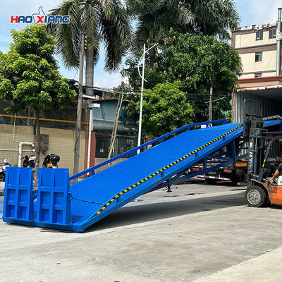 Freestand Portable Truck Loading Ramp 20 Tons Temporary Loading Platform